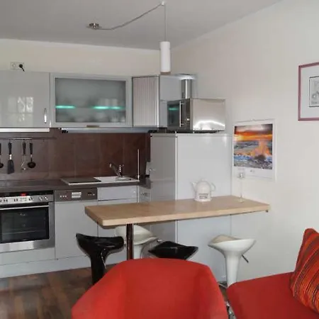 Grosse Kastanie 57 - Zwischen Ostsee Und Zentrum *